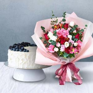 Lovely Lovely+Cake product image